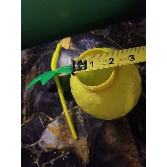 Gigantic Pineapple 11”H Drink Tumbler W Straw Reusable Summer Beach Outdoor-NEW - Picture 3 of 6